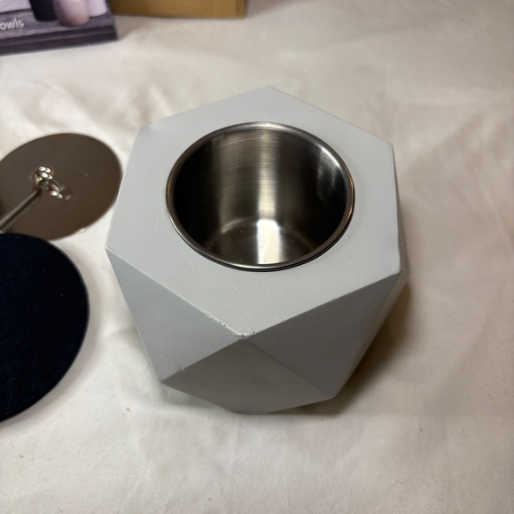 Tabletop Fire Pit/Bowl with Lid and Mat New in Box Geometric Shape - Picture 6 of 9